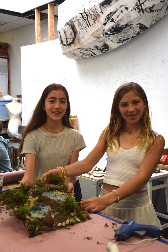 Pierson Middle School Students Create Habitats